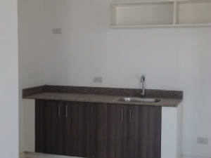 1br1.jpg
